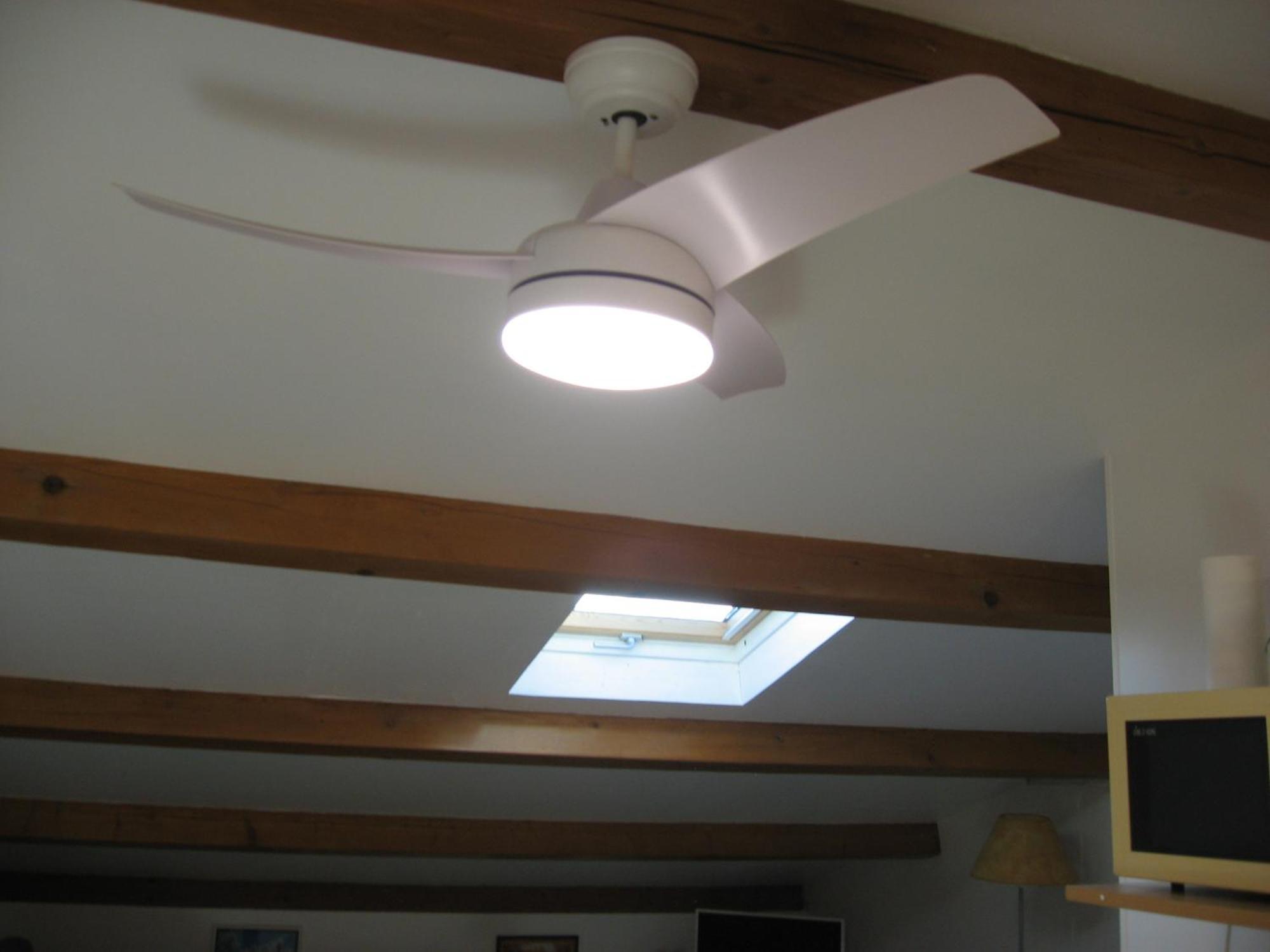 Apartamento T 2 Avec Velux Sous Les Combes De 34 M2 La Londe-les-Maures Exterior foto